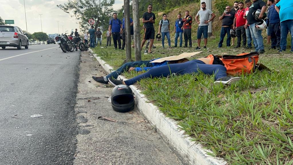 Tragédia mototaxista e passageira m0rrem durante grave acidente no